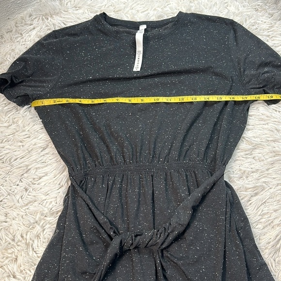 Lululemon Unwind Your Mind Dress Black / White - Picture 3 of 6